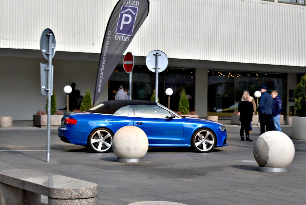 154509631RS5CABRIOLET.jpg