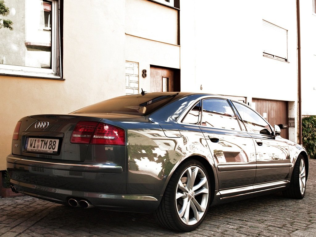 156184467S8D3.jpg