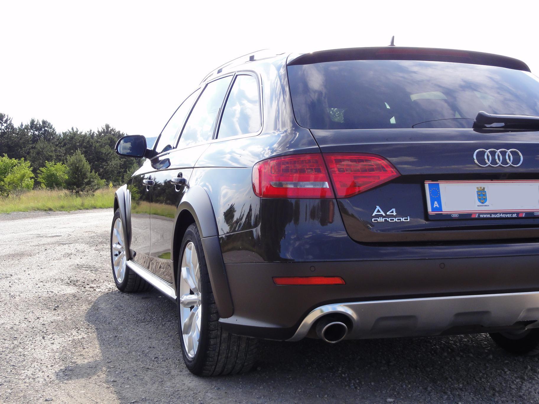 15672294AUDIA4ALLROAD.jpg