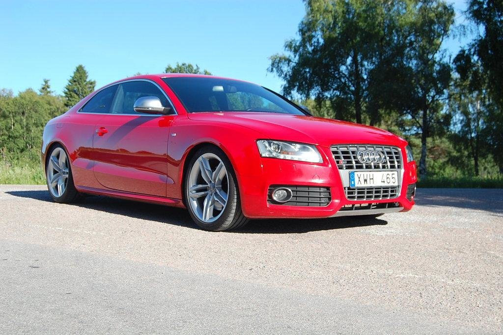 156742298S5ESQUIROU.jpg