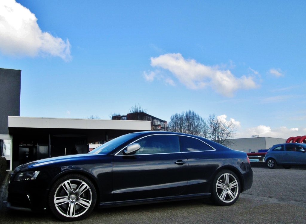 156958AUDIRS5727.jpg
