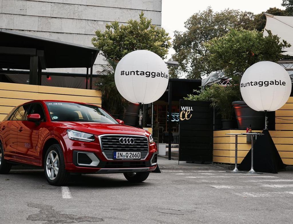 157059AUDIQ20408.jpg
