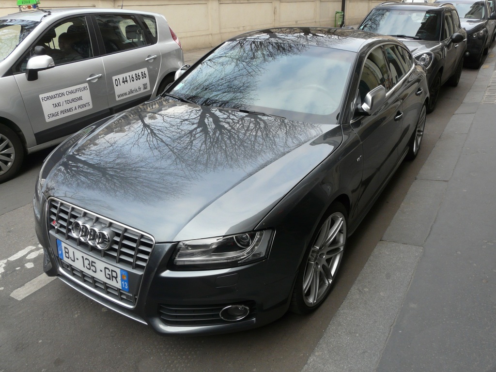 158098667S5.jpg