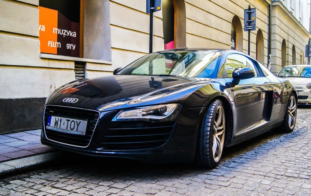 1613362914R8.jpg