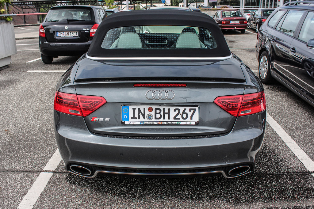 165971383RS5CABRIOLET.jpg