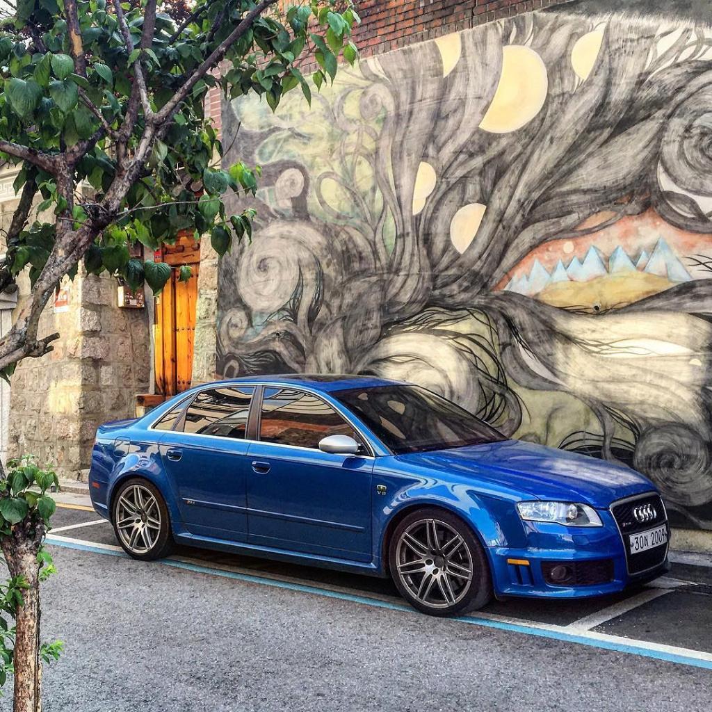 170982AUDIRS42891.jpg