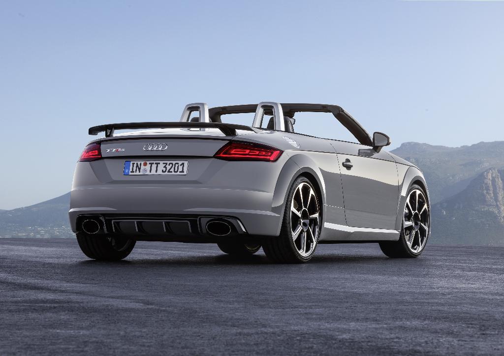 171855AUDITTRS8S0276.jpg