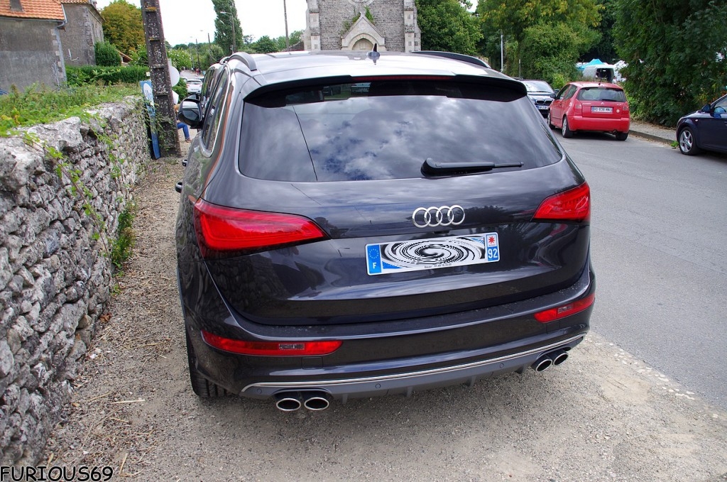 172928AUDISQ5862.jpg