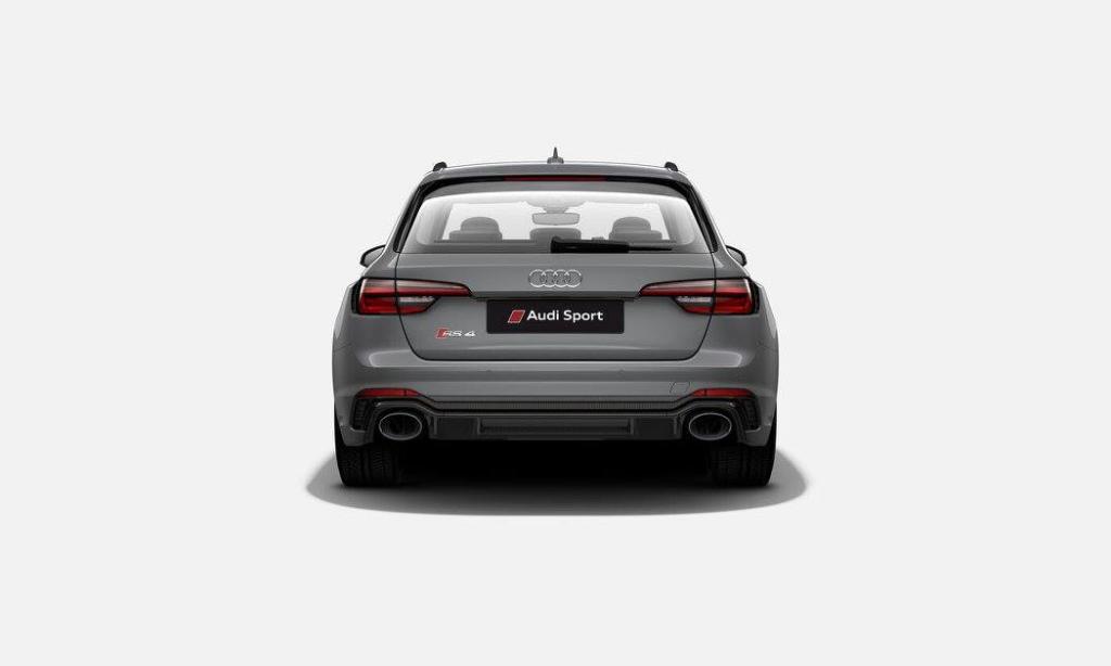 173526AUDIRS4B90115.jpg