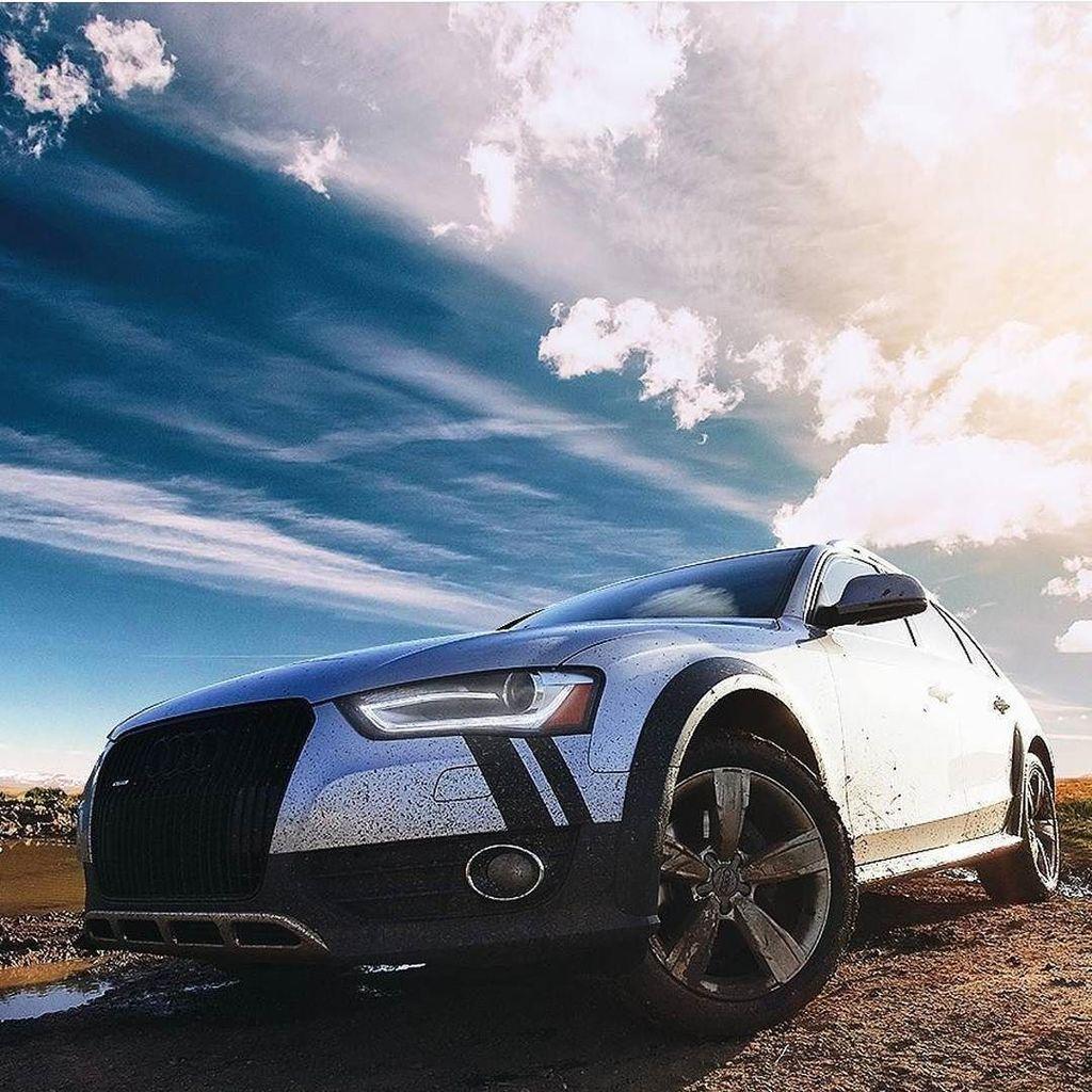 1743402113AUDIA4ALLROAD.jpg