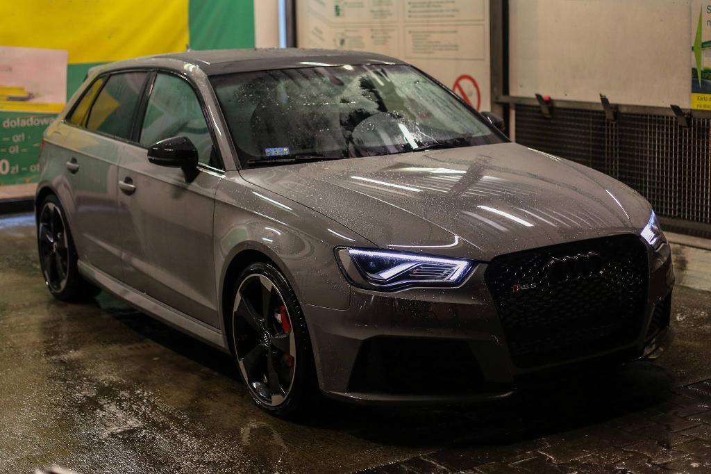 174566RS38V1943.jpg