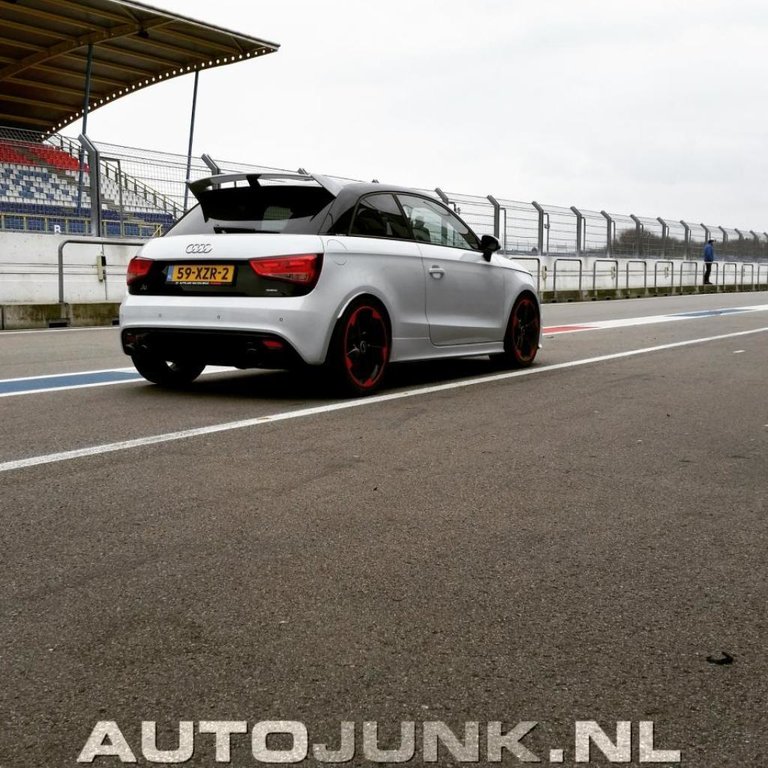 175118A1QUATTRO1003.jpg