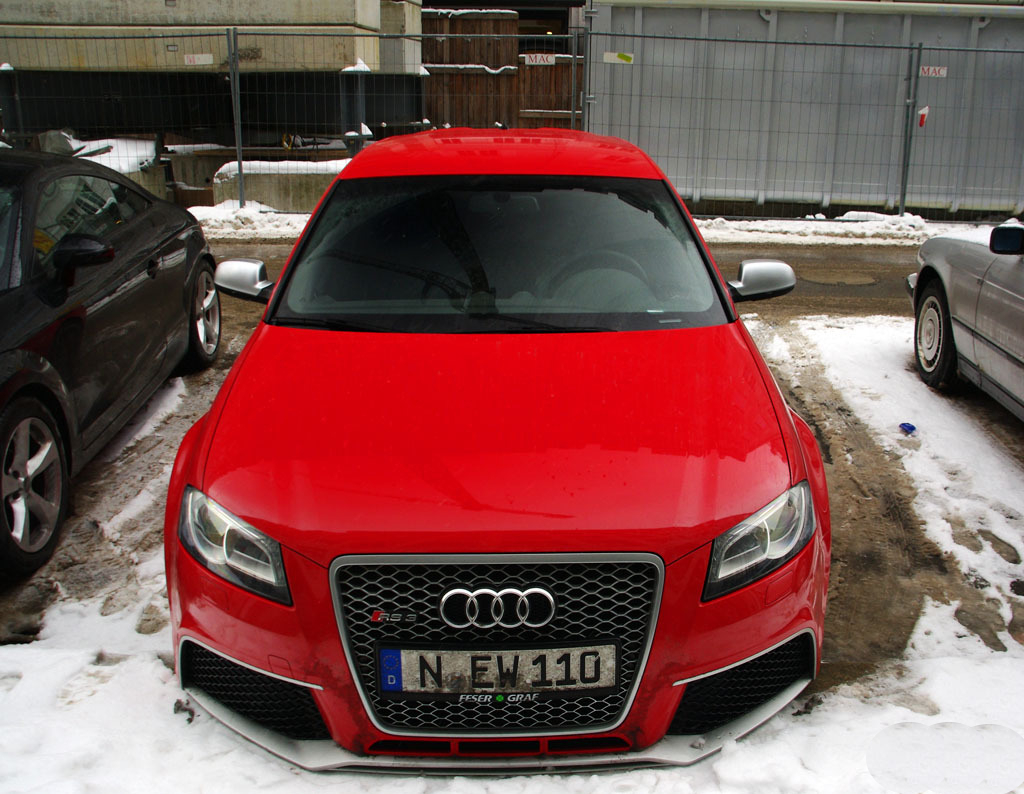 176076643RS3.jpg