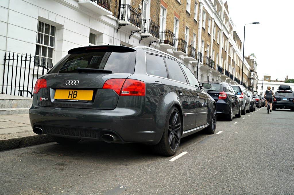 177117AUDIRS41025.jpg