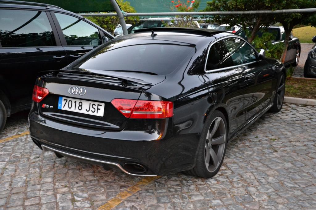178036AUDIRS52993.jpg