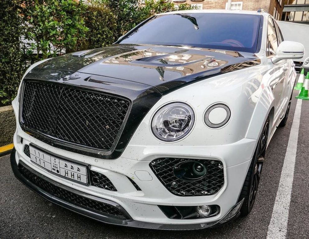 178330BENTAYGA0132.jpg