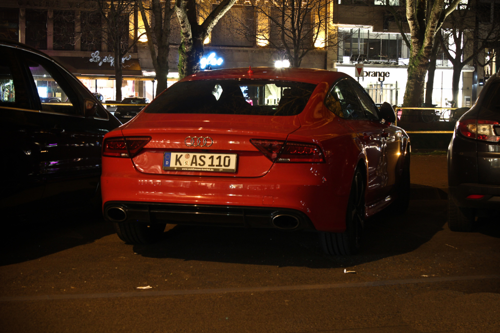 180458RS7421.jpg