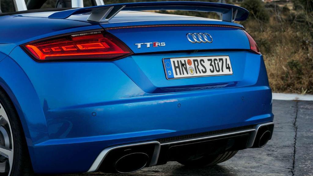 180776AUDITTRS8S0162.jpg