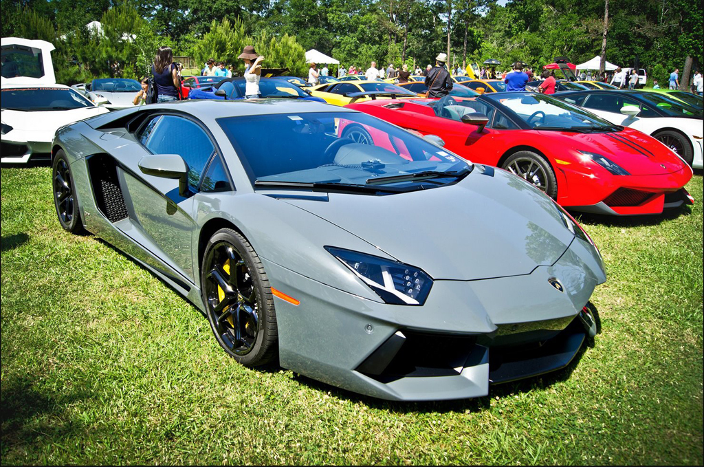 180892480LAMBORGHINIAVENTADORESQUIROU.jpg