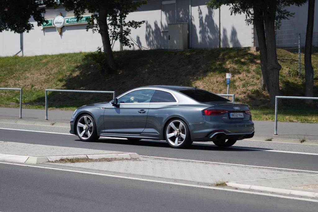 181310RS5B90555.jpg