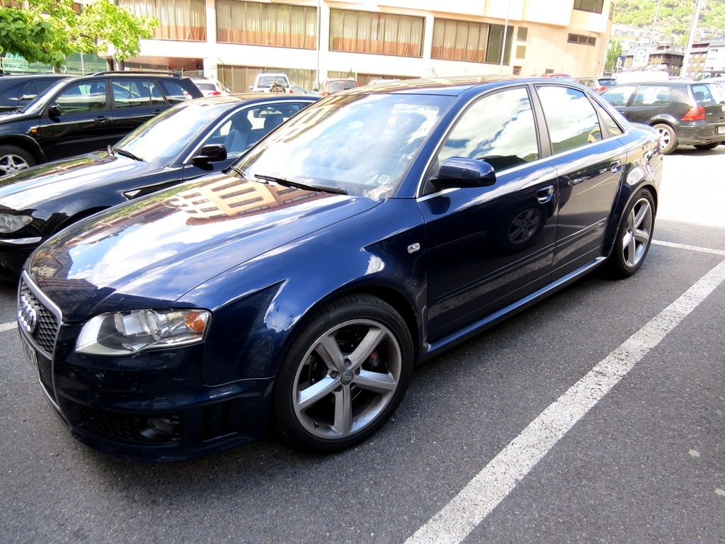 182158AUDIRS41252.jpg