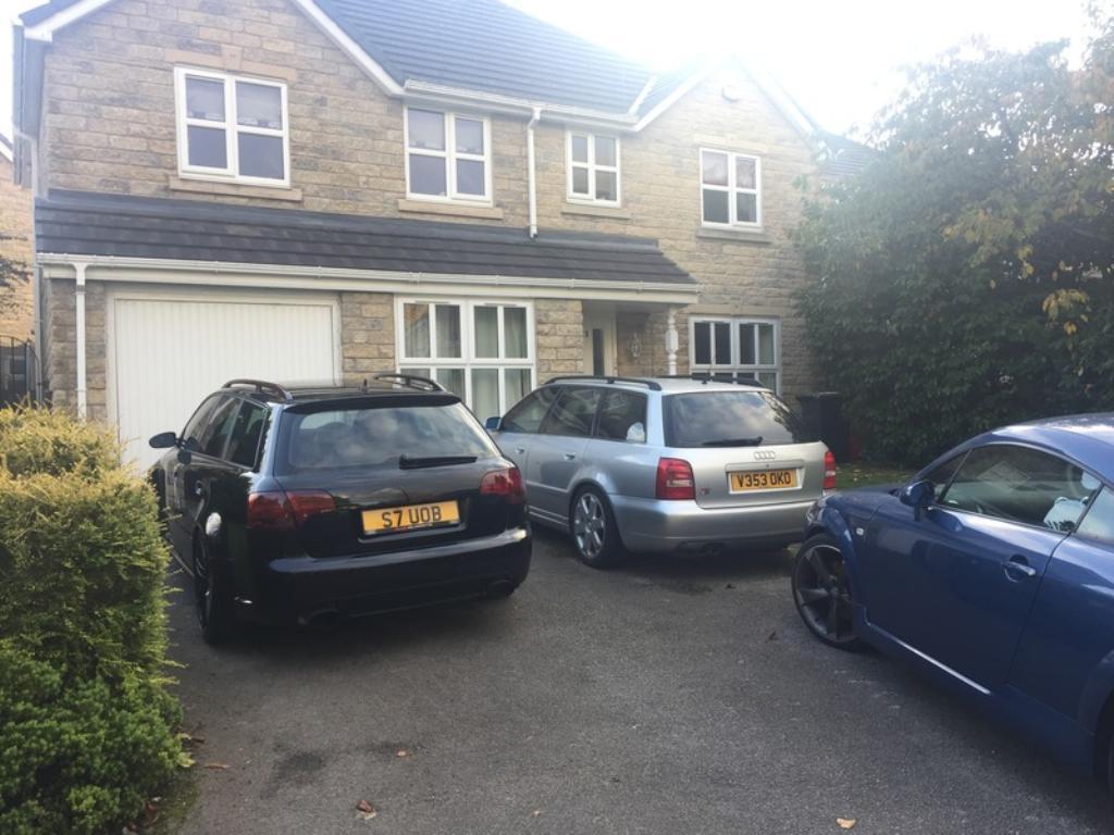 182296AUDIRS42954.jpg