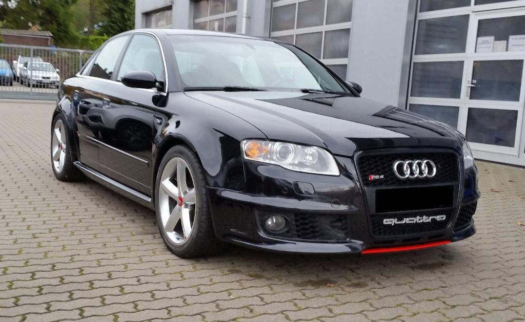 182727AUDIRS42585.jpg