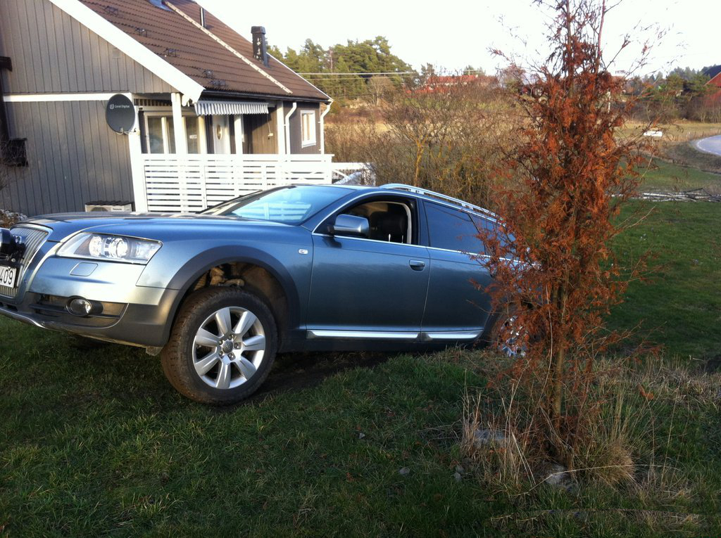 183449608AUDIA6C6ALLROAD.jpg
