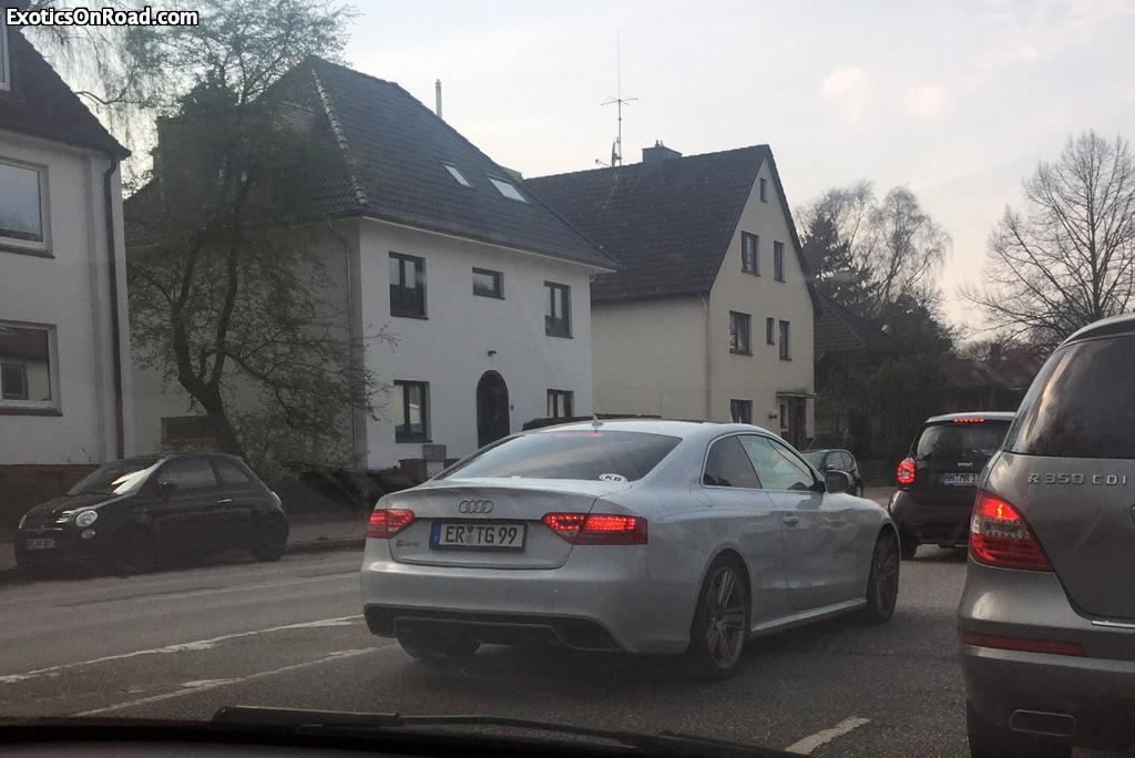 184524AUDIRS53222.jpg