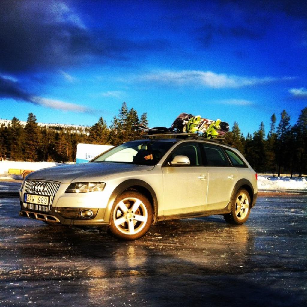 1846951090AUDIA4ALLROAD.jpg