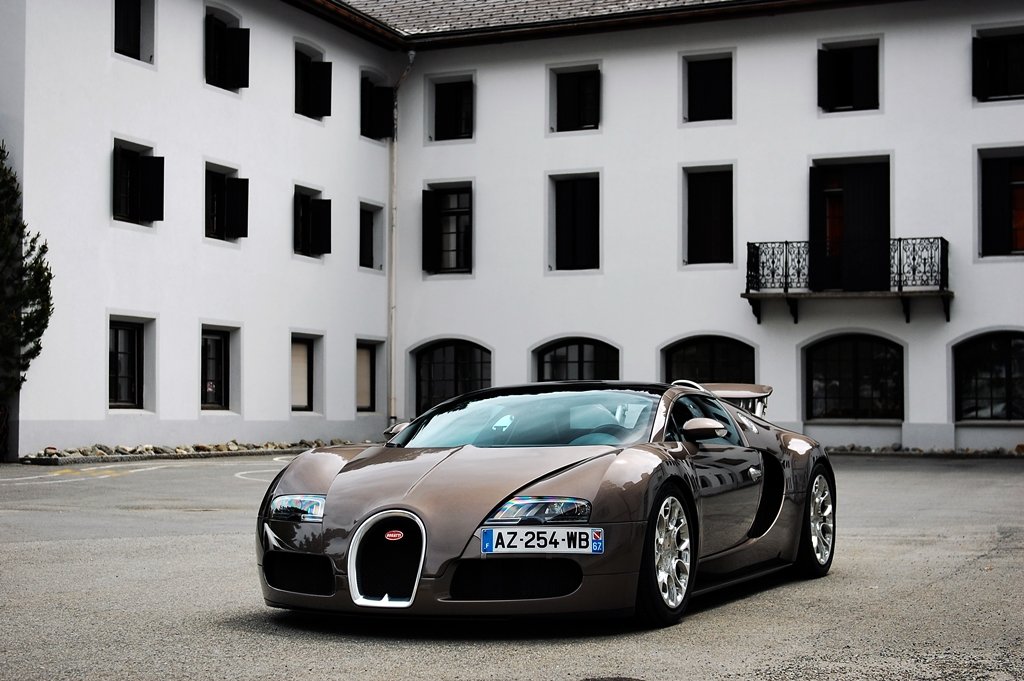 185055BUGATTIVEYRONGRANDSPORT107.jpg