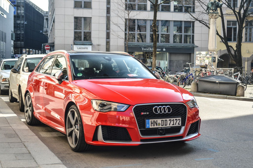185115RS38V0037.jpg