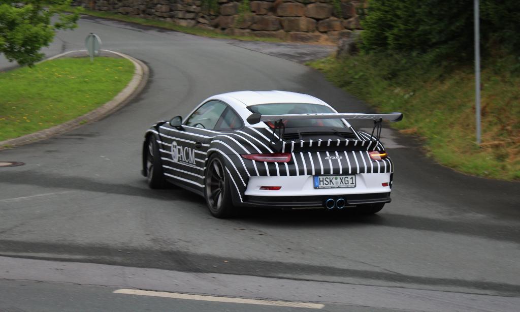 1859260412PORSCHE991GT3RS.jpg