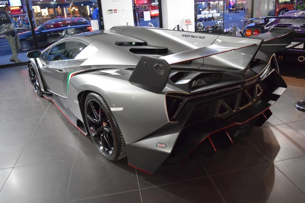 186077VENENO239.jpg