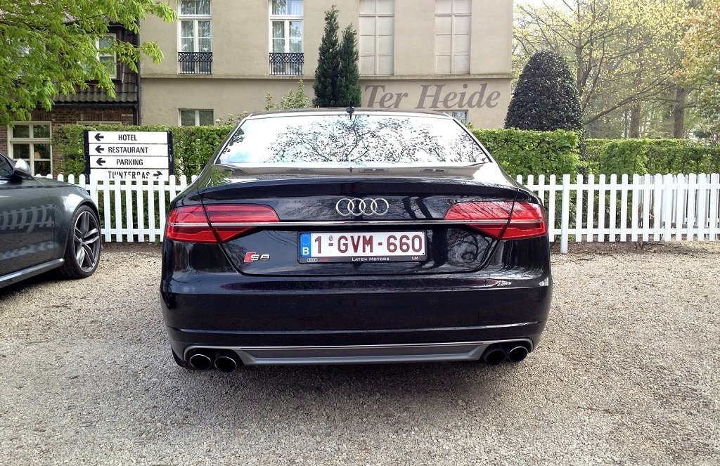 186739S8D41516.jpg