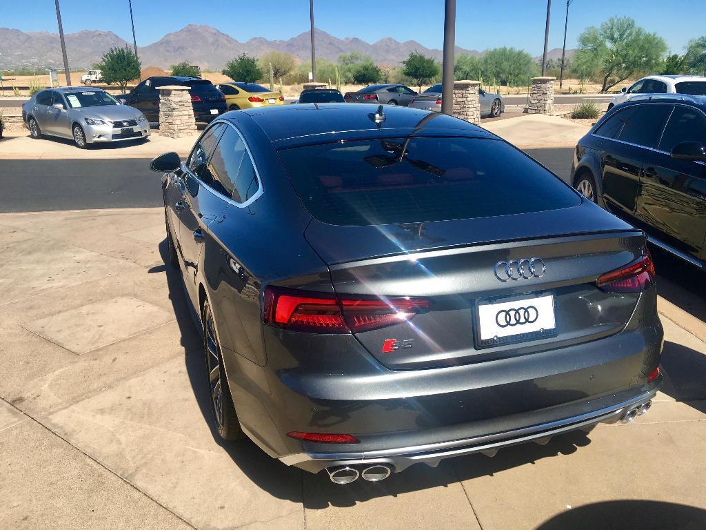 189681S5SPORTBACKB90369.jpg