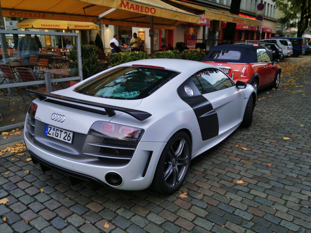 189698R8GT727.jpg