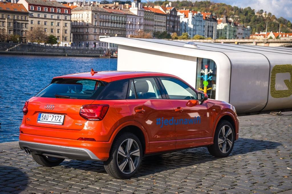 190575AUDIQ20596.jpg