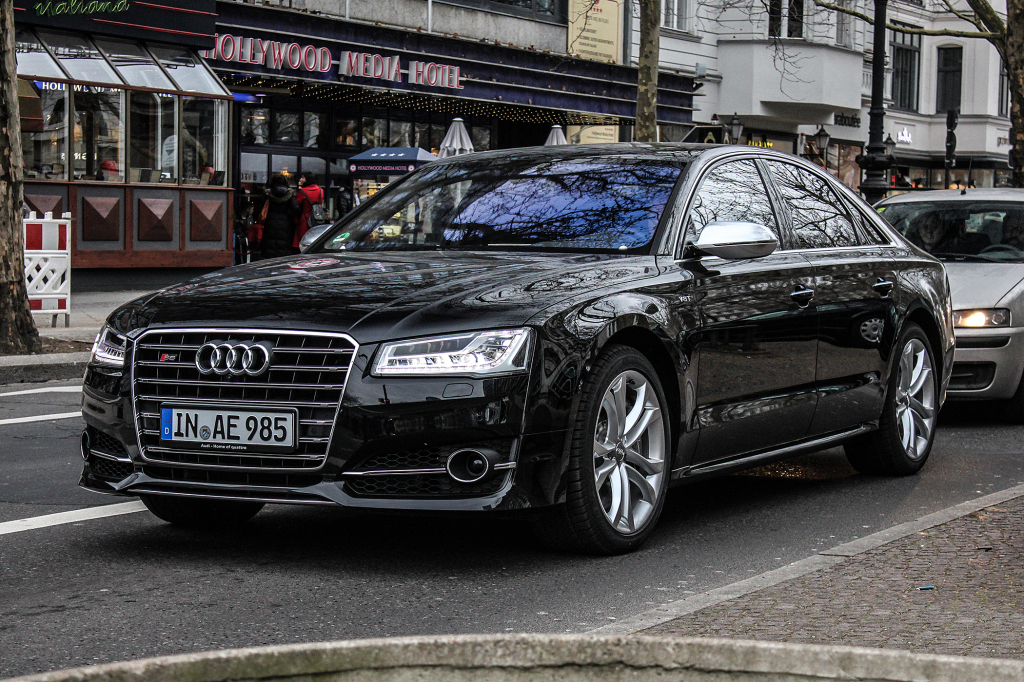 190691S8D4860.jpg