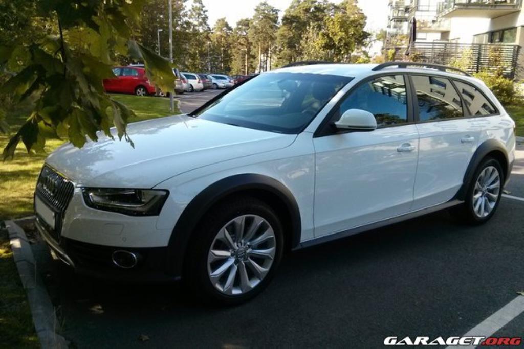 190739945AUDIA4ALLROAD.jpg