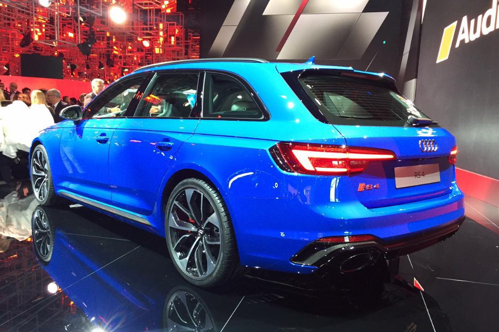 190876AUDIRS4B90084.jpg