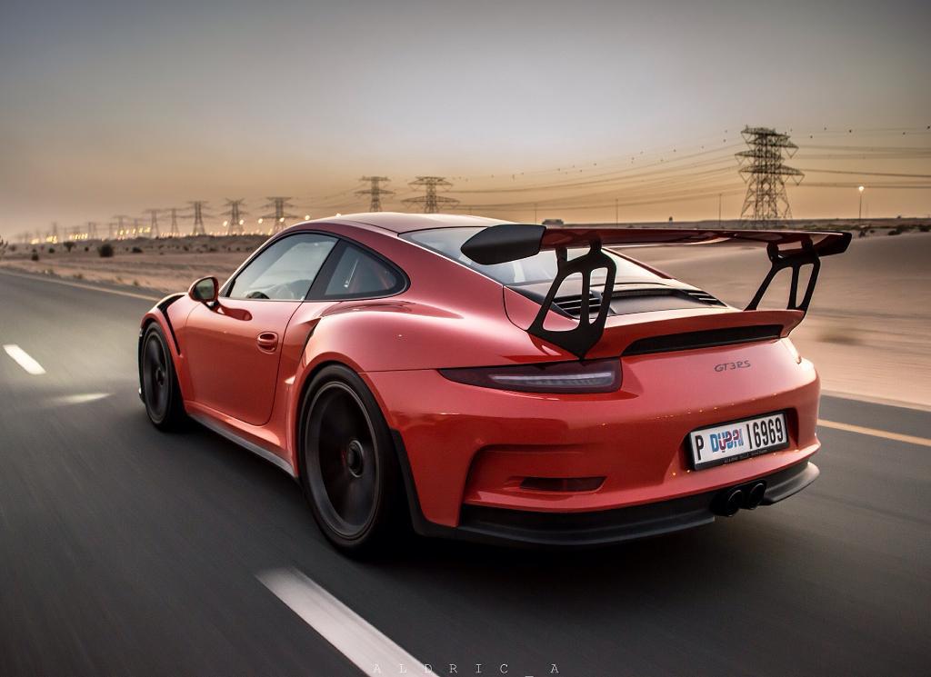 1919080024PORSCHE991GT3RS.jpg
