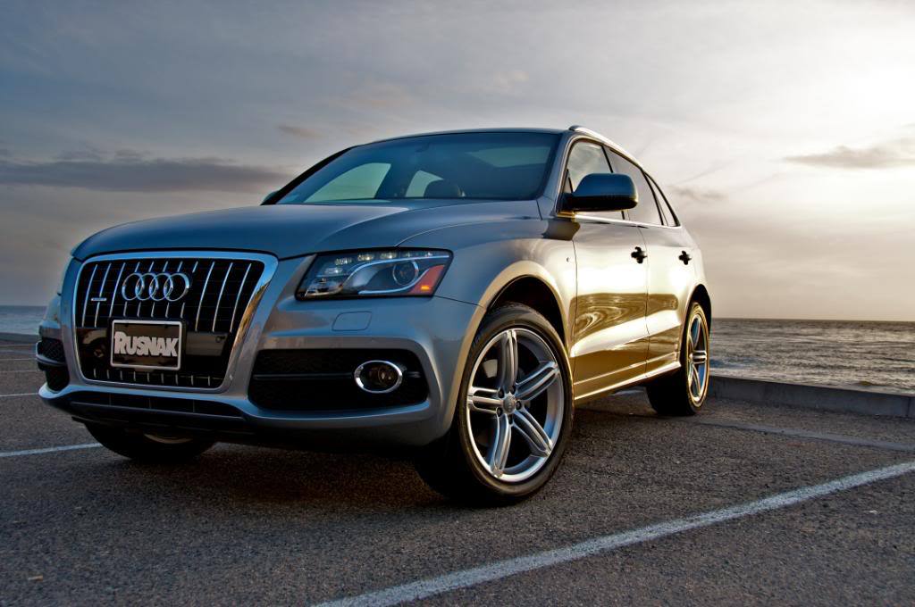 192108192Q5ESQUIROU.jpg