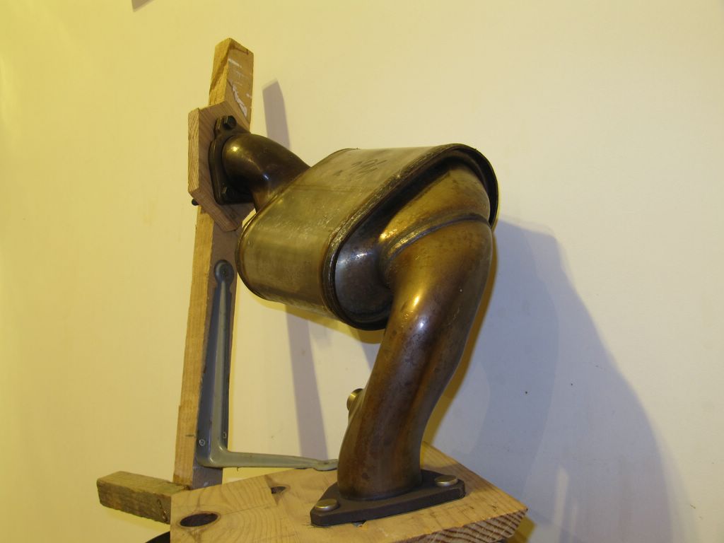 1926356418.jpg