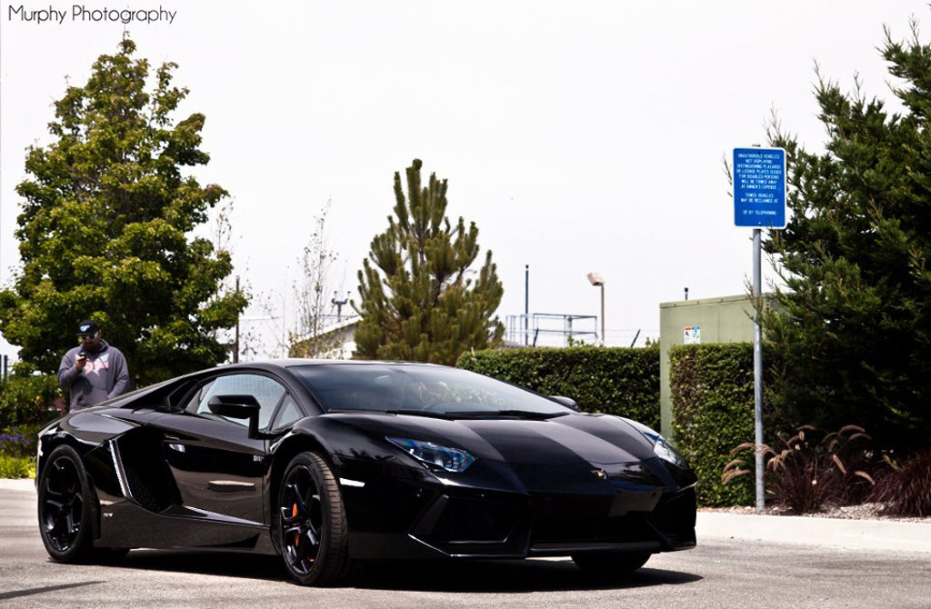 193319275LAMBORGHINIAVENTADORESQUIROU.jpg