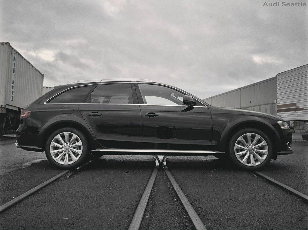 1935121150AUDIA4ALLROAD.jpg