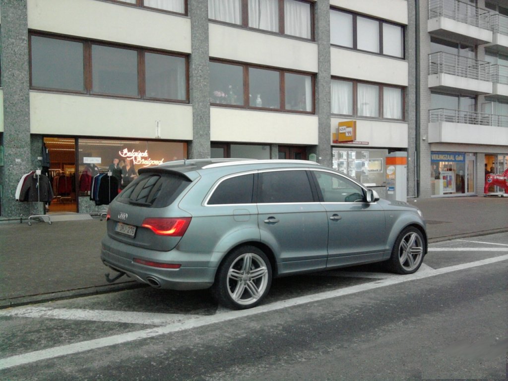 199319600Q7V12.jpg
