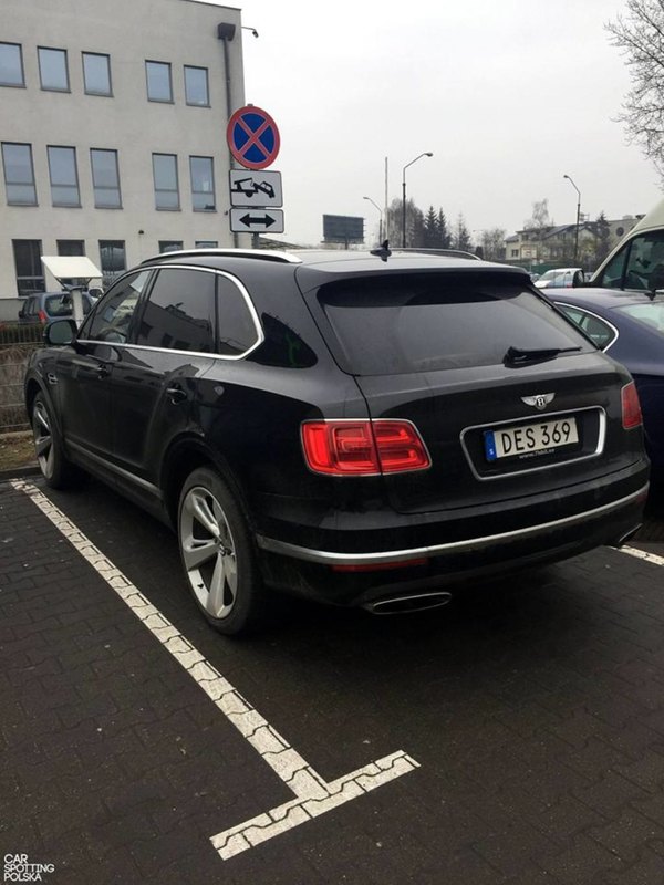 1cvNl9V.jpg