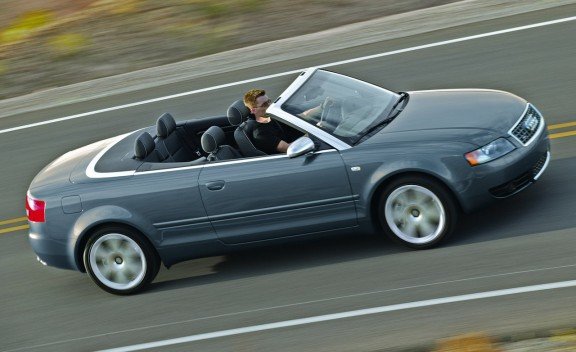 2005_audi_s4_cabriolet_quattro_2_cd_gallery.jpg