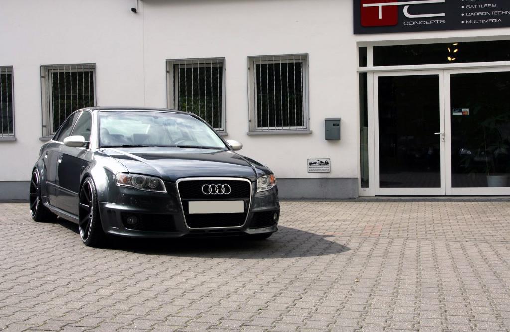202853AUDIRS42010.jpg